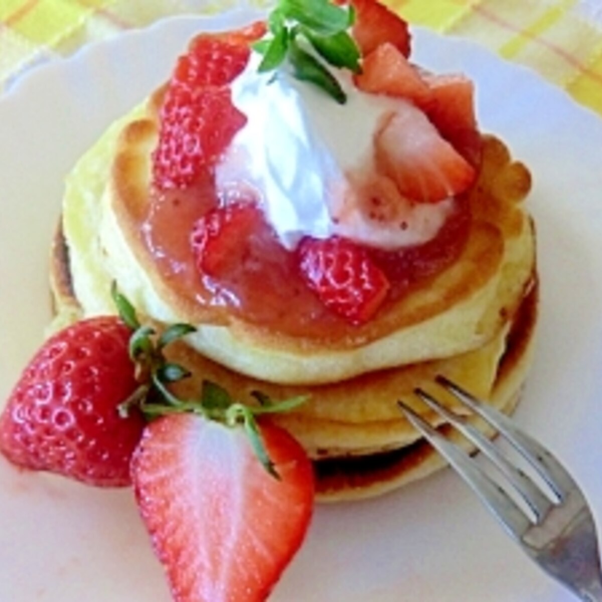 イチゴジャムとクリームのホットケーキ レシピ 作り方 By サクラノカタライ 楽天レシピ イチゴジャムとクリームのホットケーキ レシピ 作り方 By サクラノカタライ 楽天レシピ